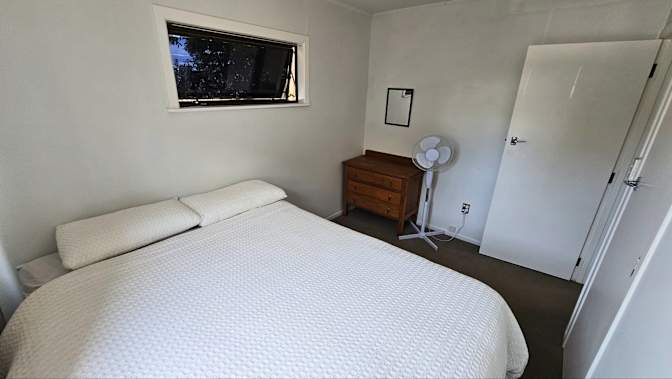 Faz's room