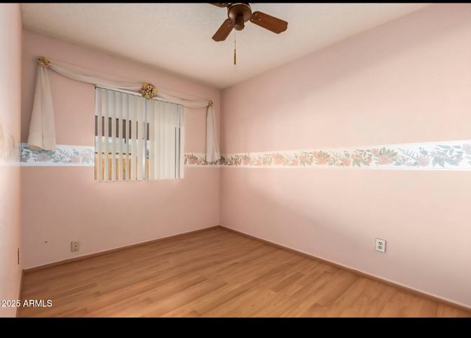 TOMAS's room
