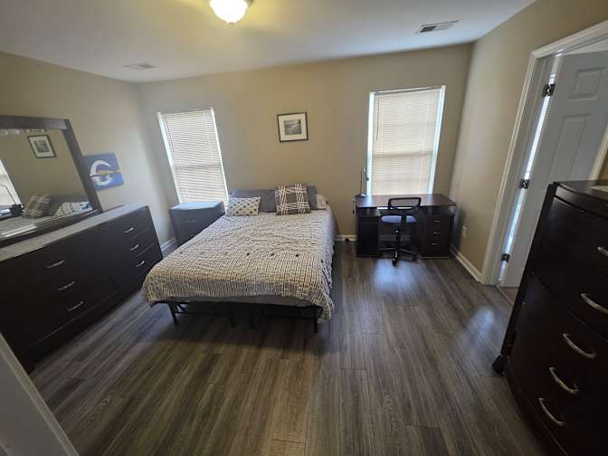 Ken's room