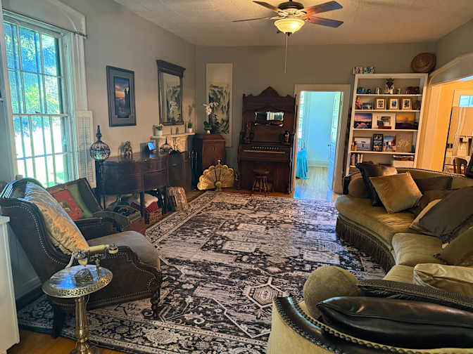 Steve's room