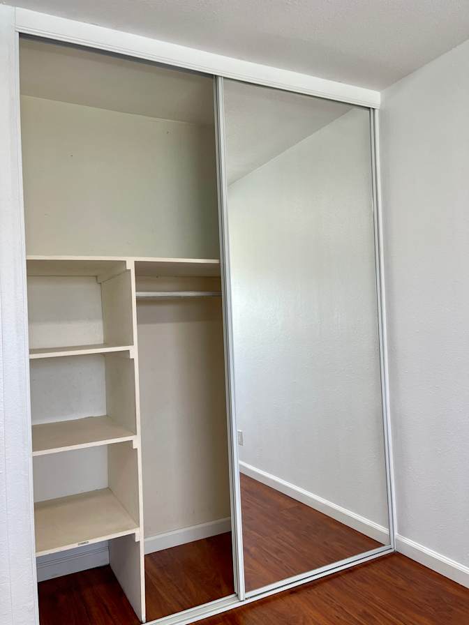 Al's room