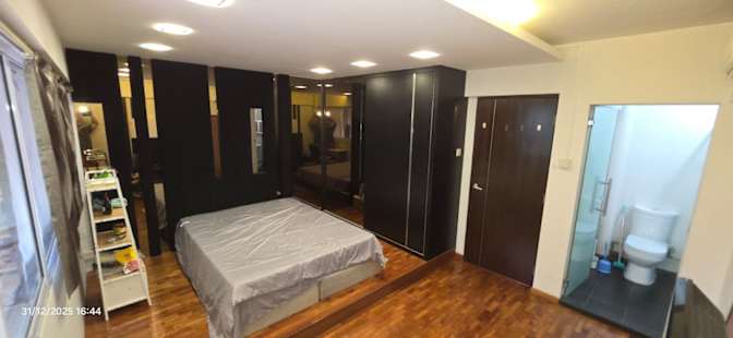 Easy LandLord's room