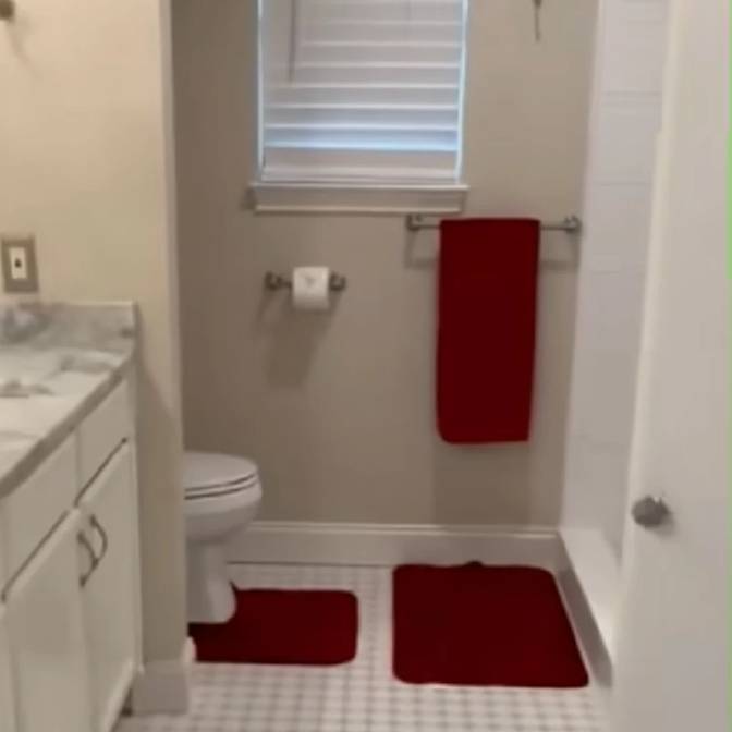 Ceelo's room