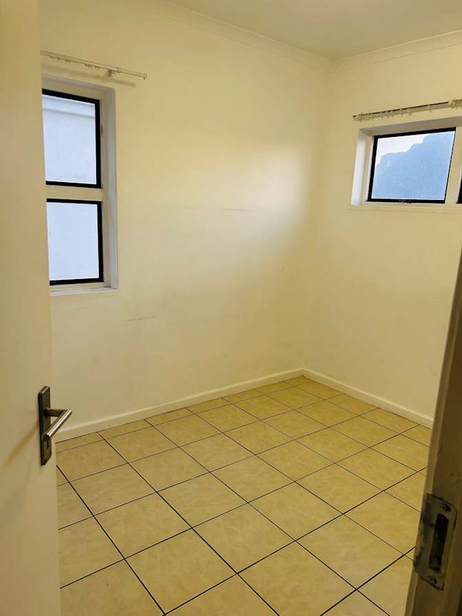 Mudau's room
