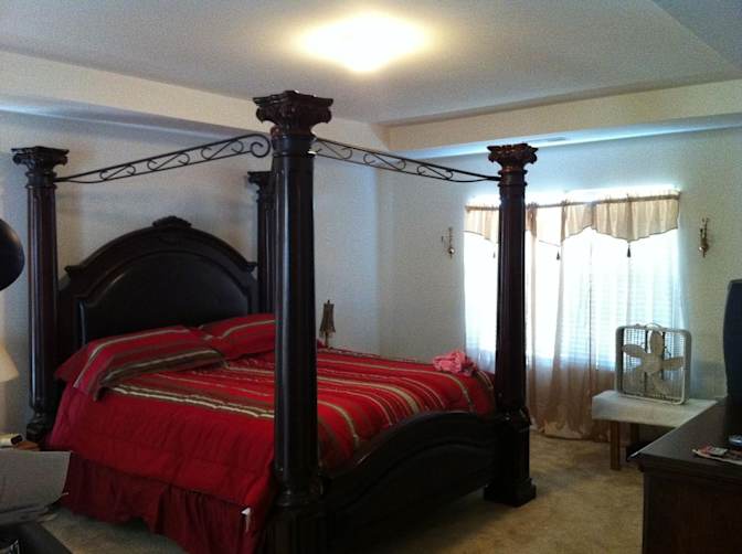 Alcove Rooms's room