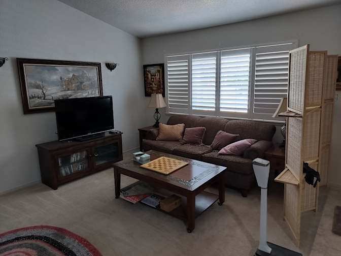 Thomas's room