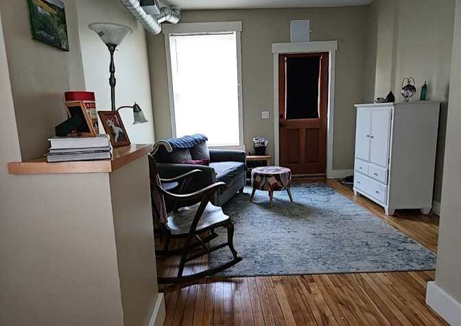 Suzy's room