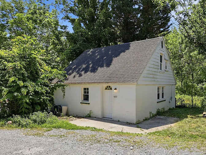 Ford's room