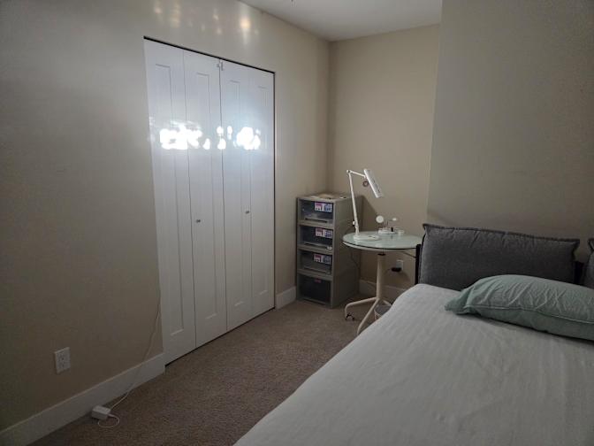 Chel's room