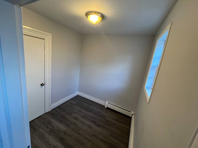 Montgomery St.'s room