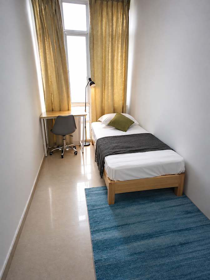 leong tie's room