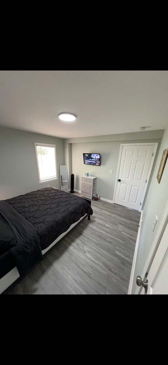 Hikman's room