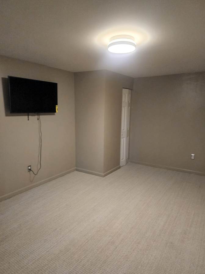 Enrique's room