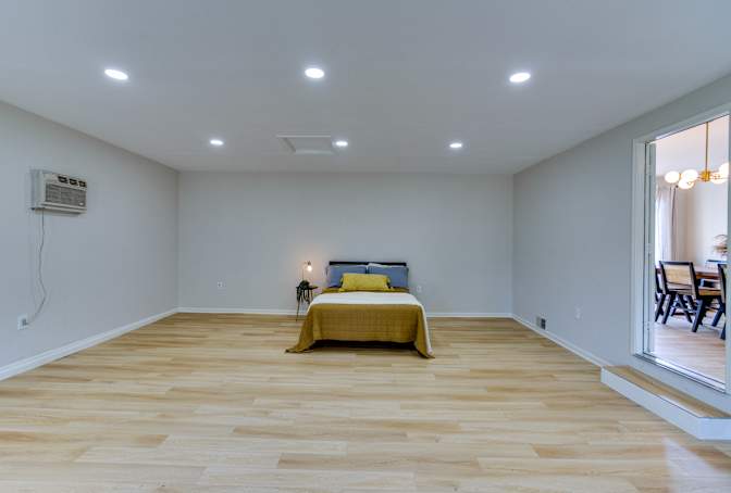 Stephanie's room