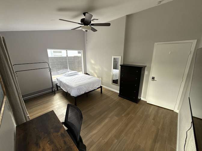 PadSplit's room