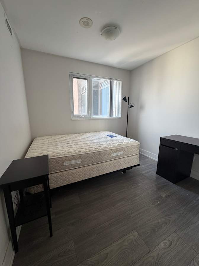 Nav's room
