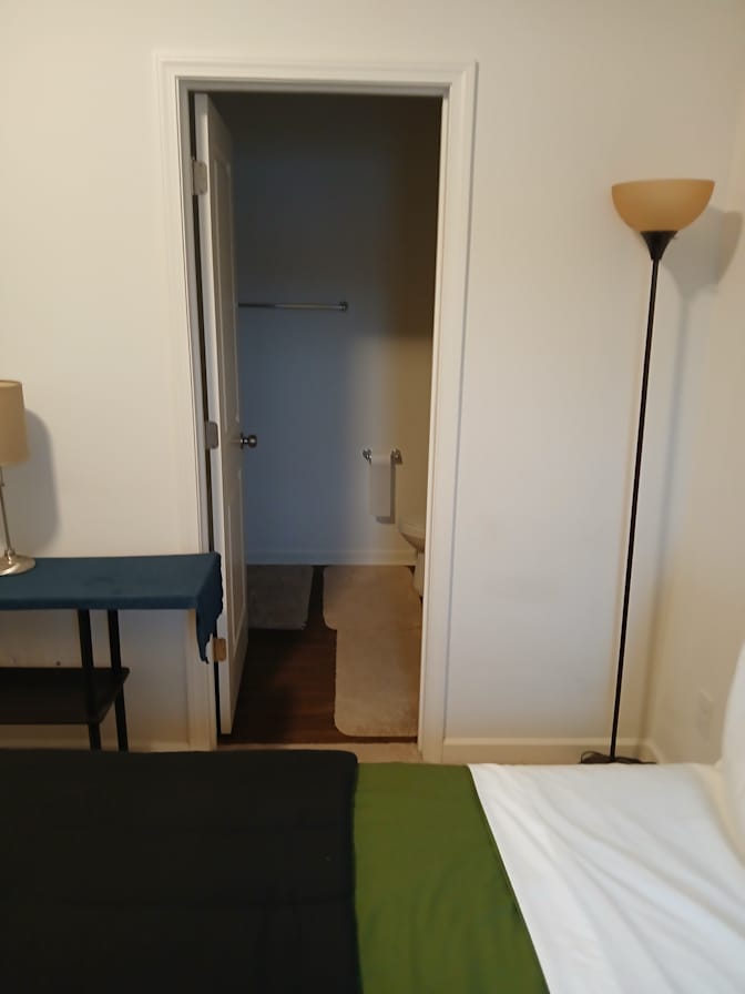 TYRONE's room