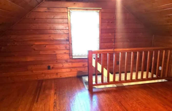 Janine's room