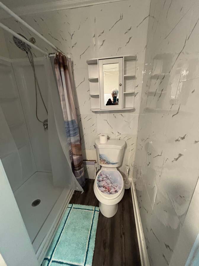 Dianne Van Eperen's room