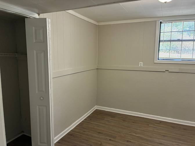 Alcove Rooms's room