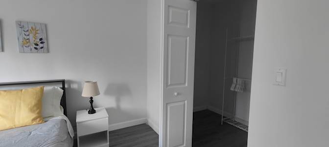 Moni's room