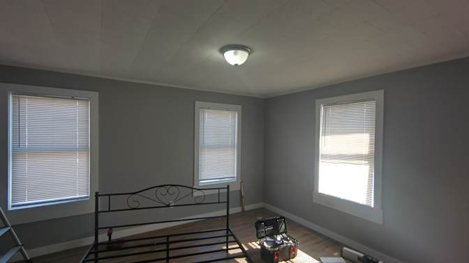 Dakota Taylor's room