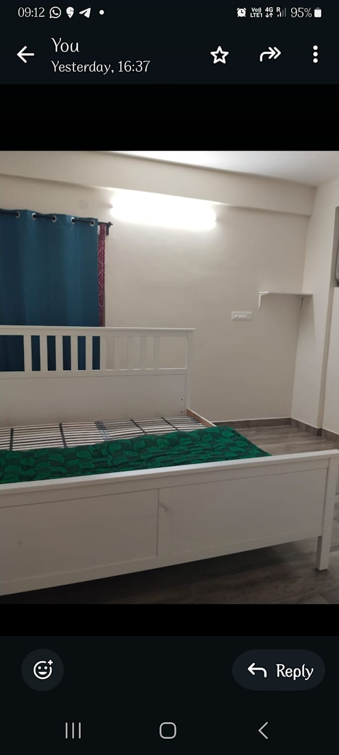 Arif's room