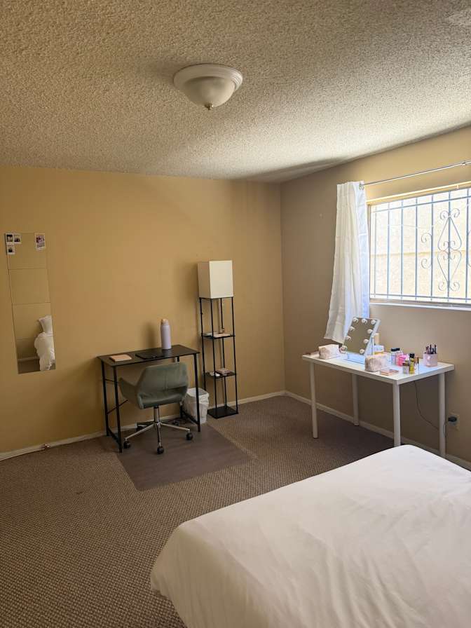 Greta's room