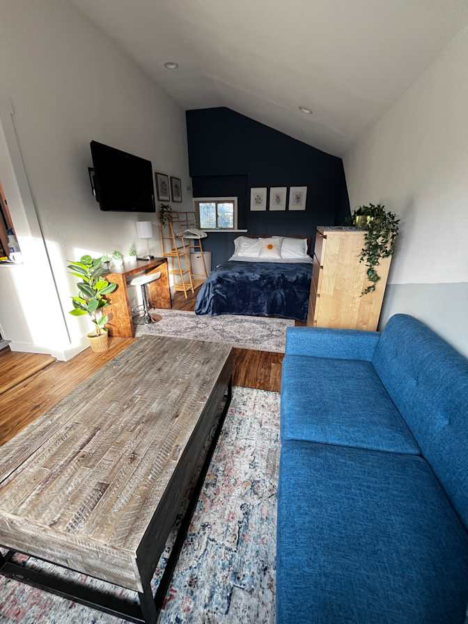 Anna's room