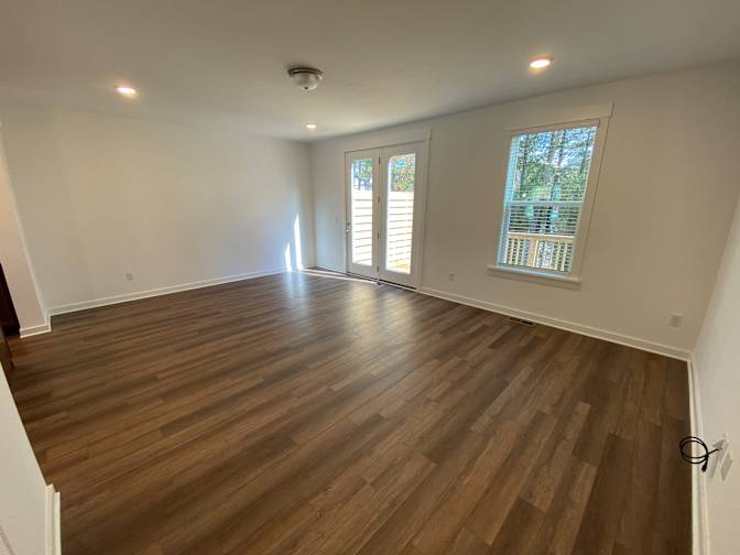 Alcove Rooms's room