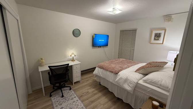 Hal Kerimov's room