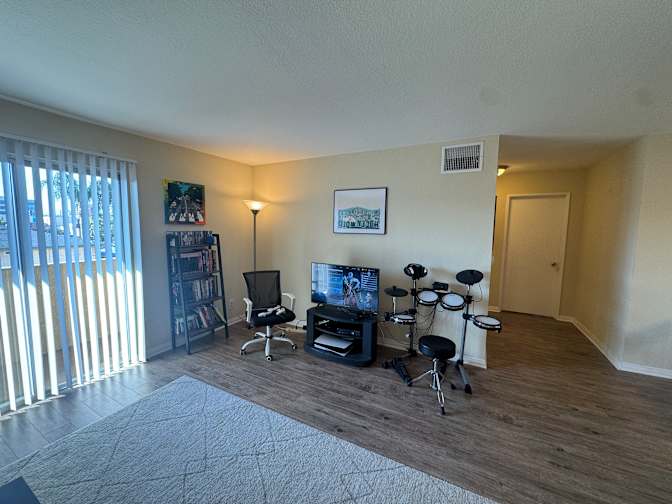 Jeremy Simon's room