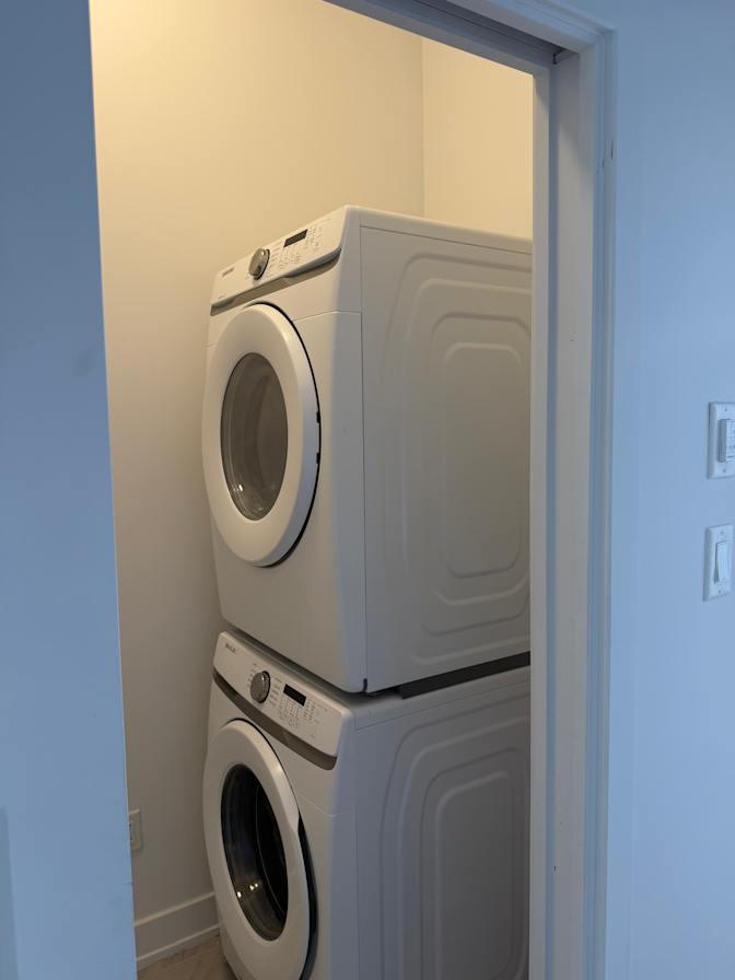 Desmond's room