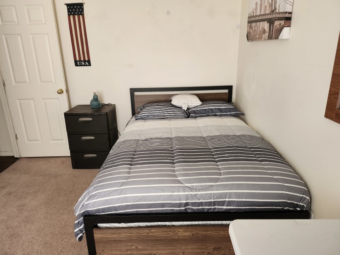 Harold's room