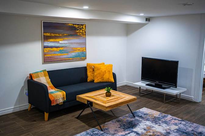 farnaz hosseini's room