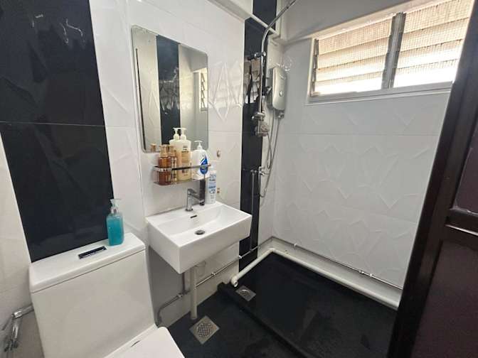 Vivek Krishnamurthy's room