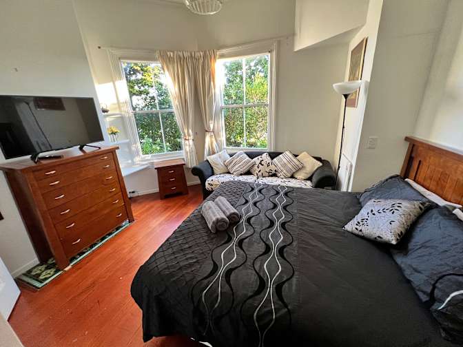 Elmer's room