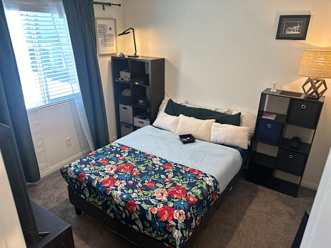 André's room