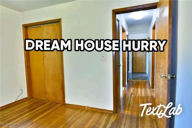 JUAN RIVERA's room