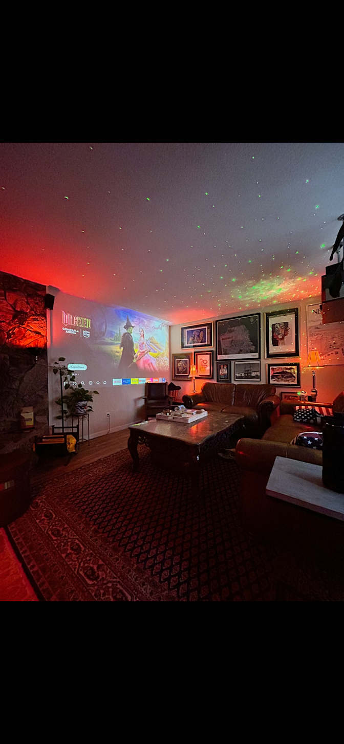 Koji's room