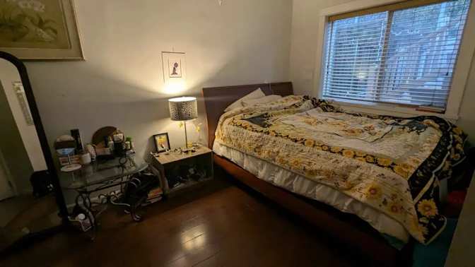 Mehwish's room
