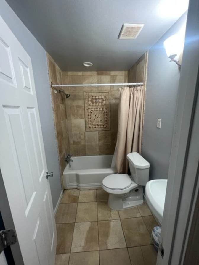 Yates Properties's room
