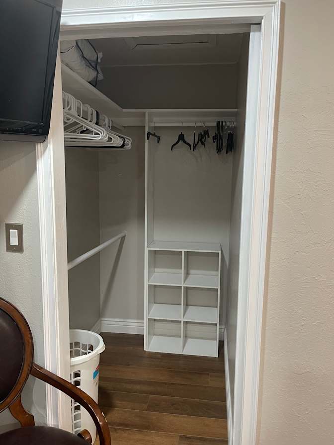 Ren's room