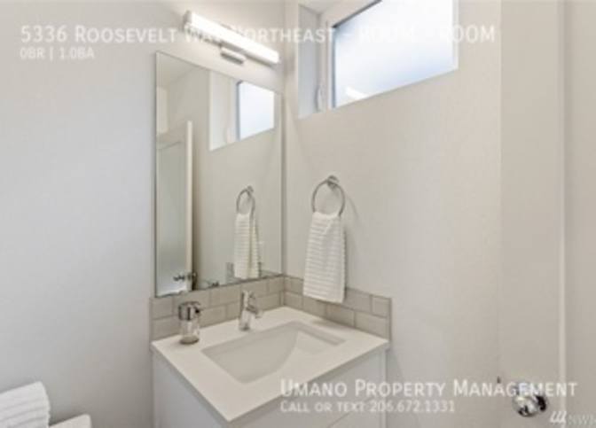 Umano Property Management's room