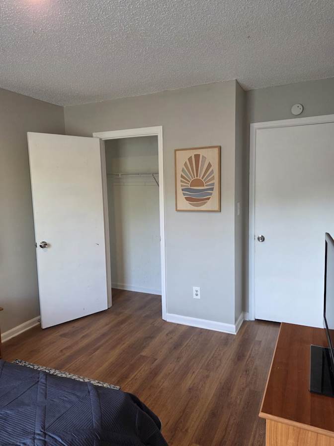 Oscar's room