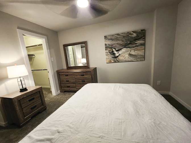 Ana's room