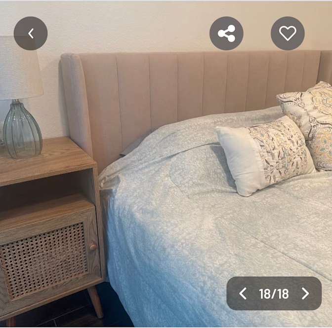 Lina's room
