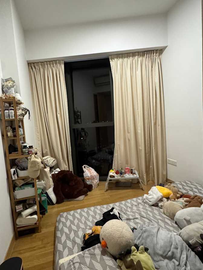 Kev's room