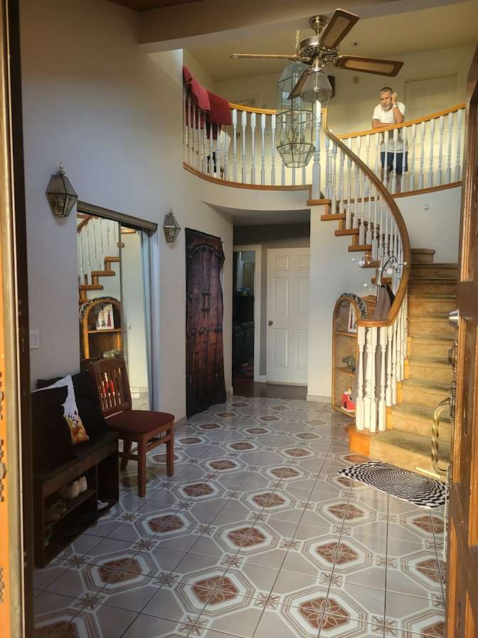 Eddy's room