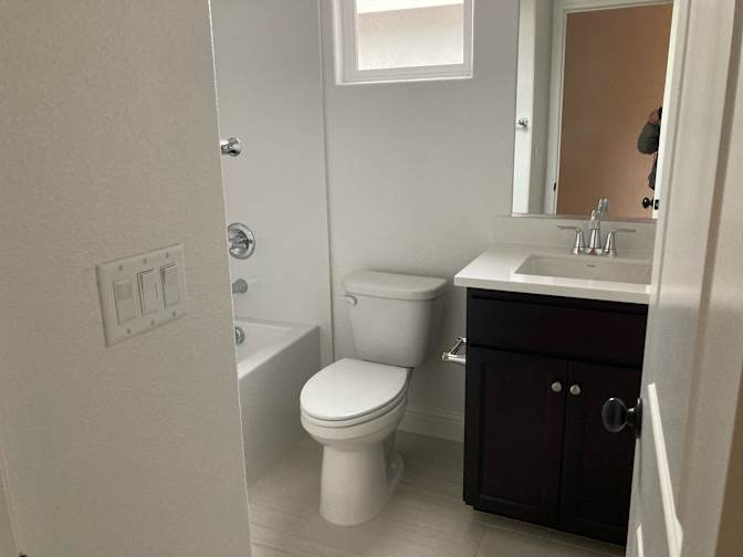 Twelve Bridges Drive's room